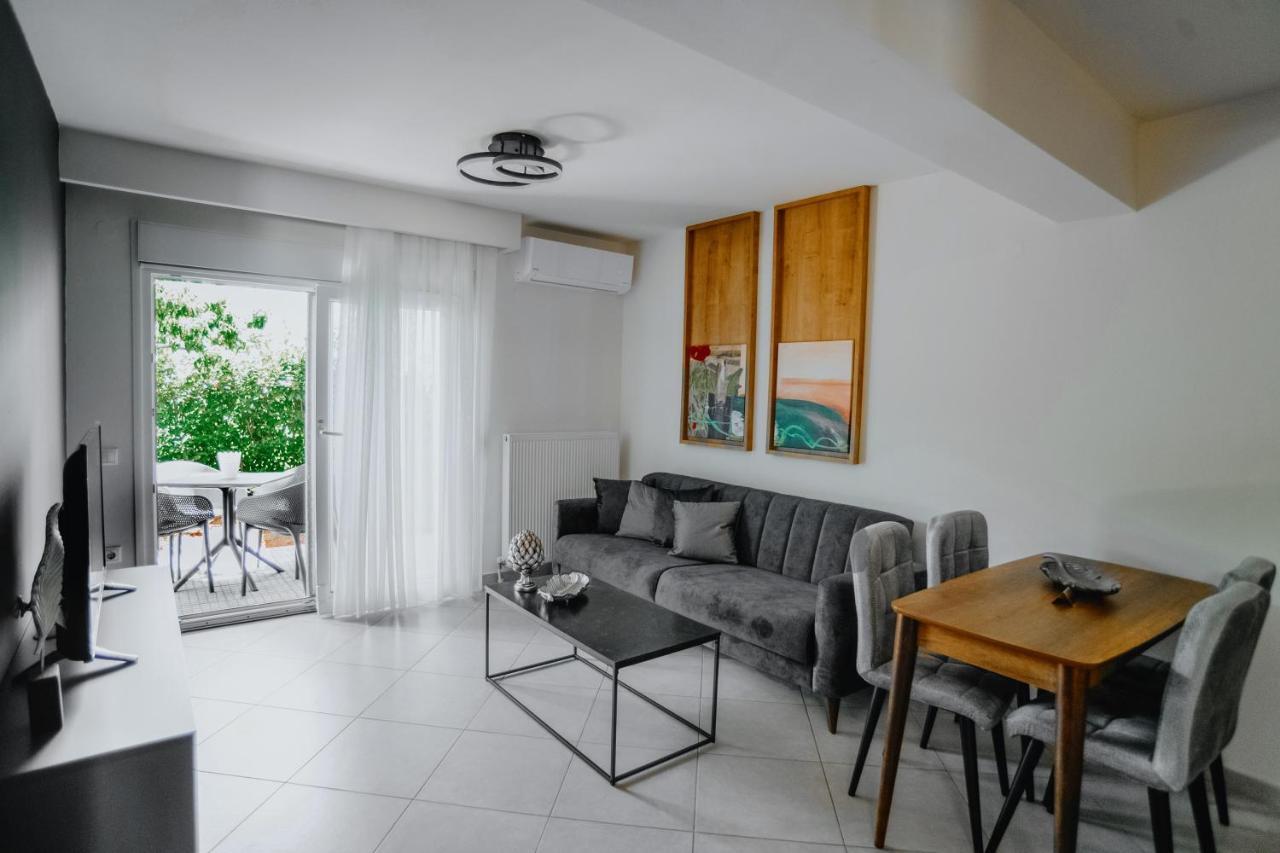 Alexandra Boutique Residence Seaside Alexandroupoli Bagian luar foto